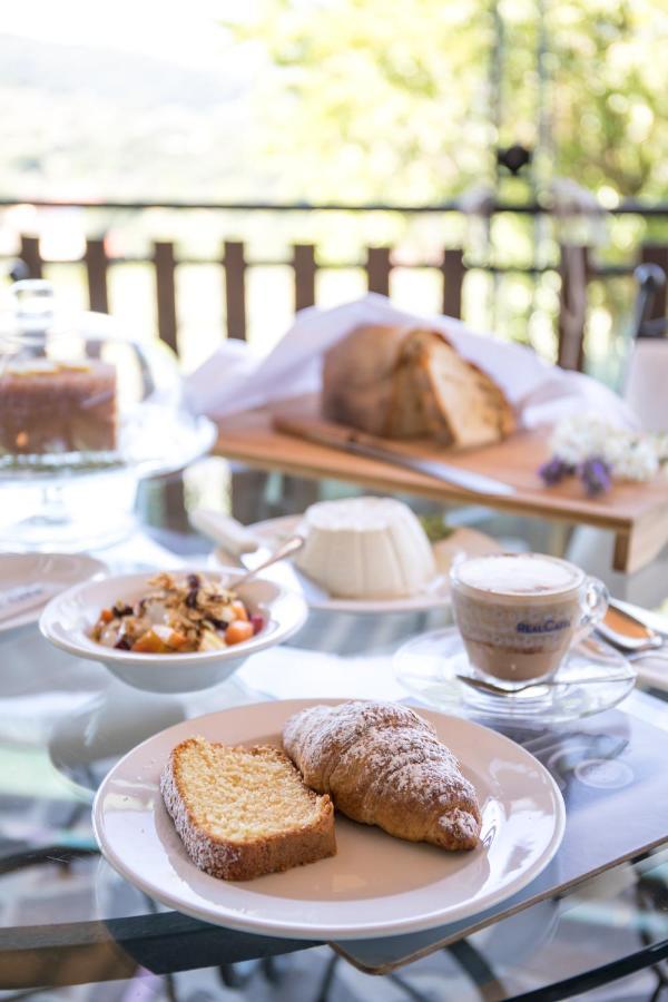 Casale San Pietro Bed & Breakfast Анани Екстериор снимка