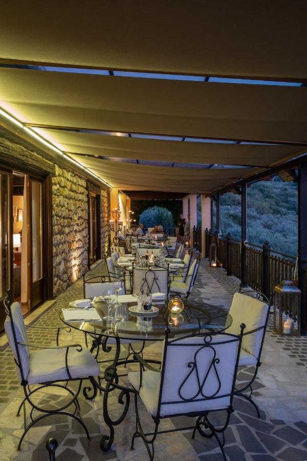 Casale San Pietro Bed & Breakfast Анани Екстериор снимка