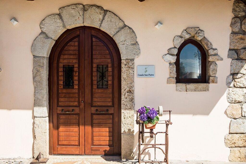 Casale San Pietro Bed & Breakfast Анани Екстериор снимка