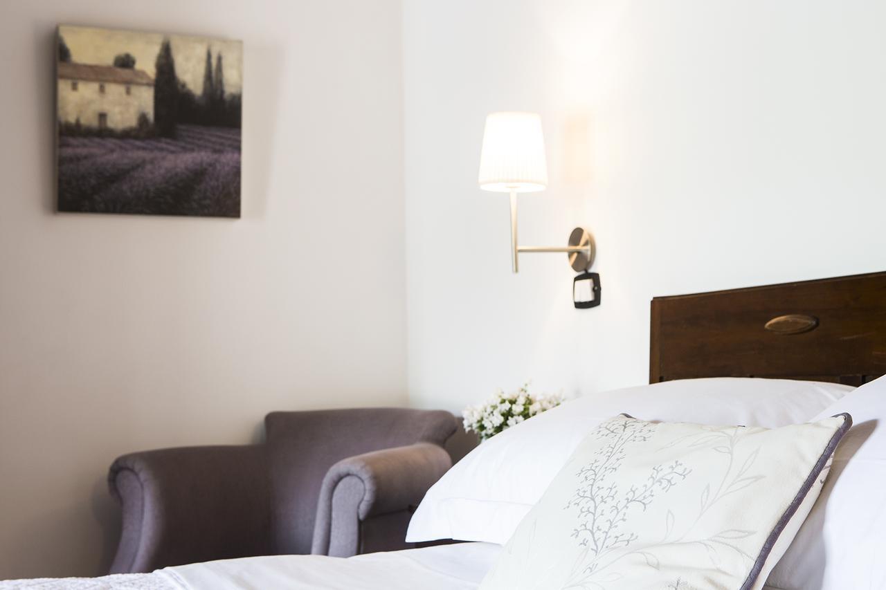 Casale San Pietro Bed & Breakfast Анани Екстериор снимка