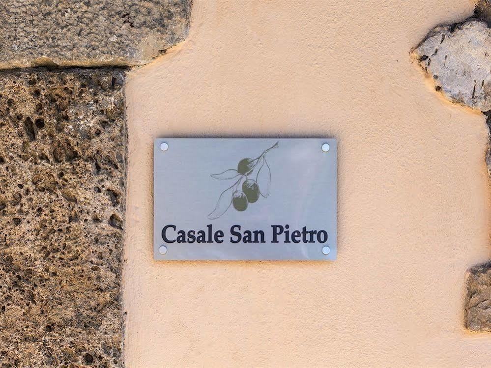 Casale San Pietro Bed & Breakfast Анани Екстериор снимка