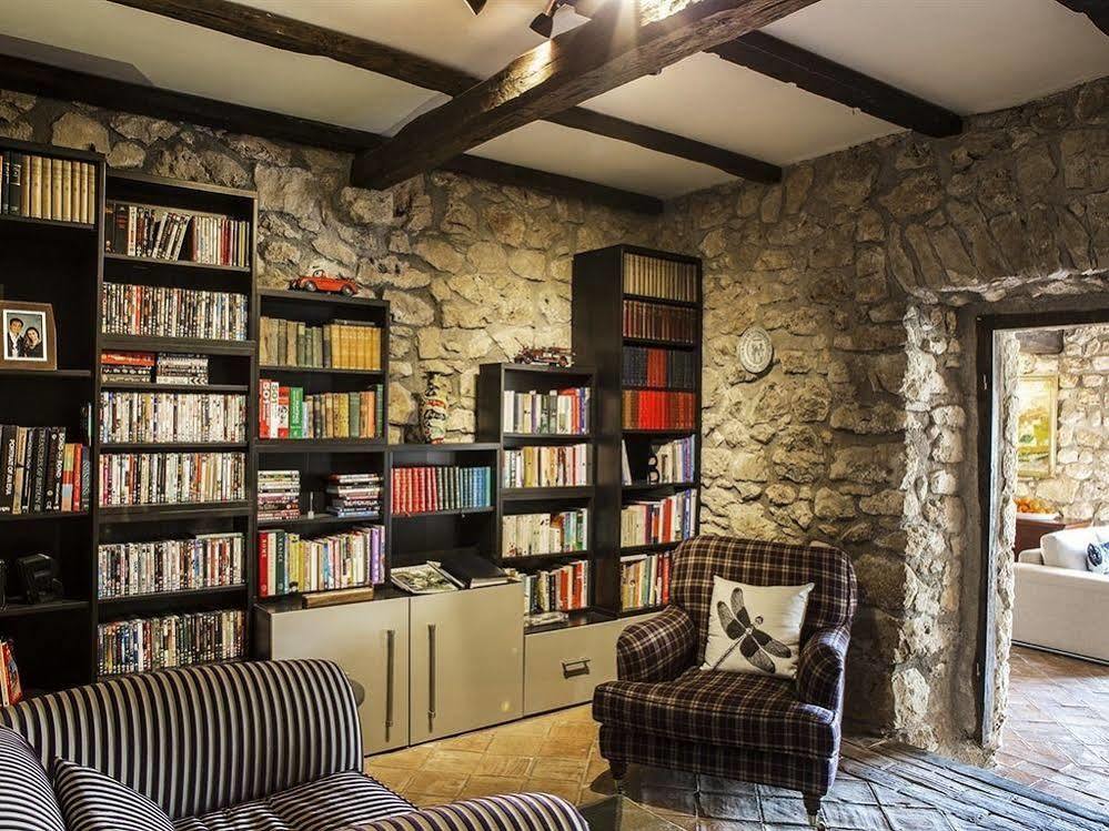 Casale San Pietro Bed & Breakfast Анани Екстериор снимка